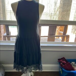 Elegant Black Sleeveless Dress